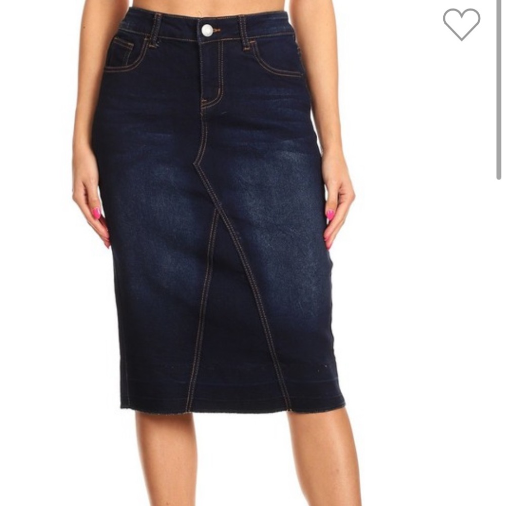 Dark wash midi skirt ✨💜
